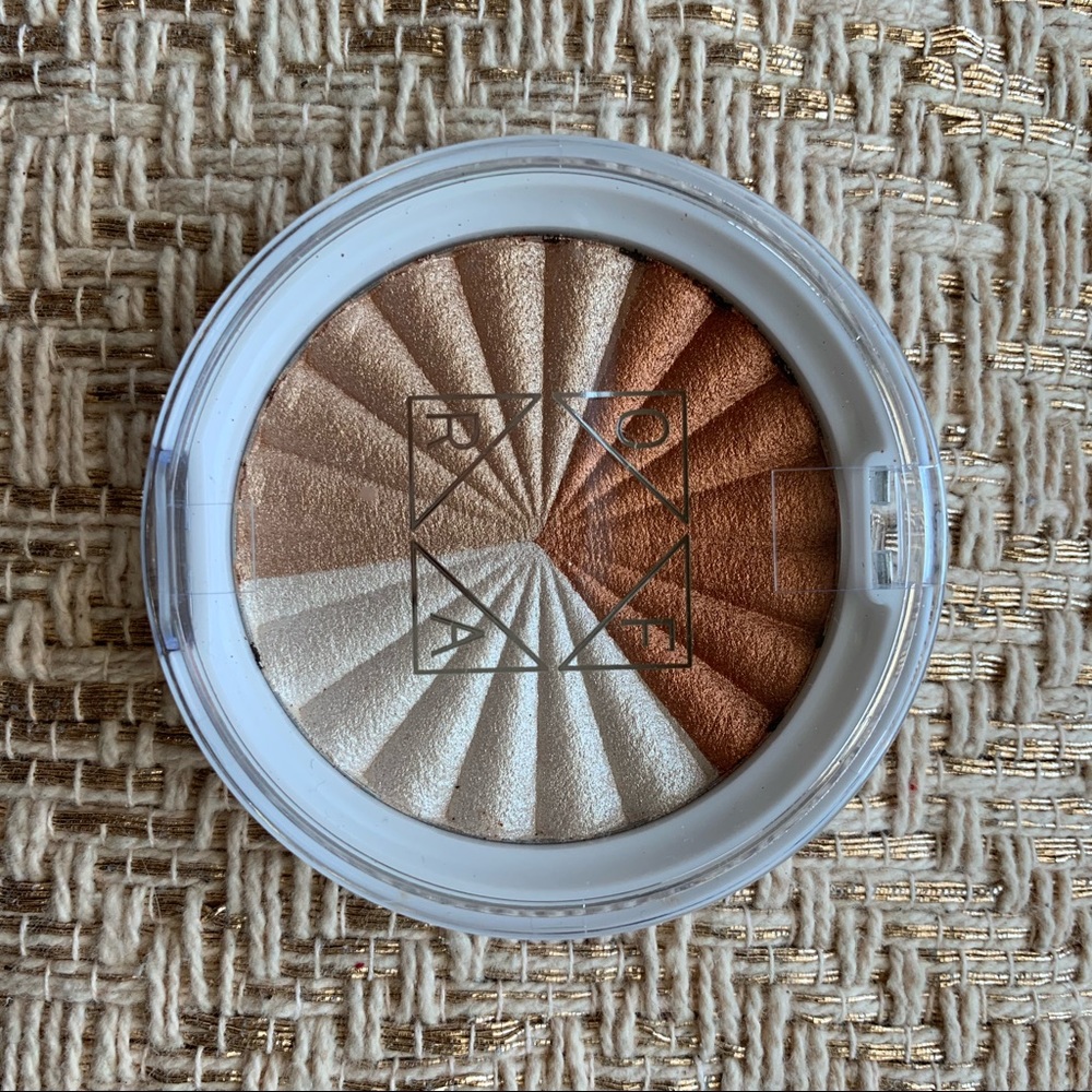 OFRA Glow Highlighter NWOT